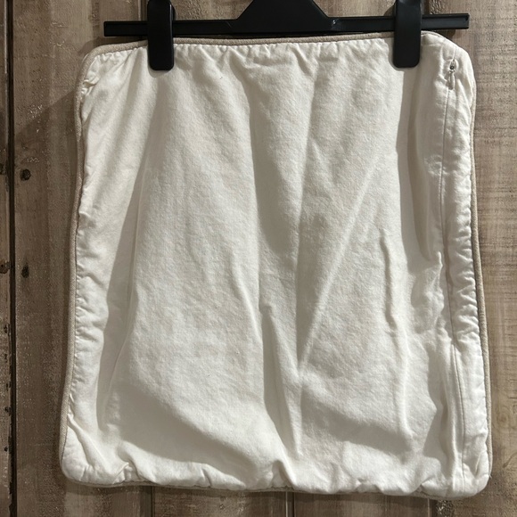 Pottery Barn nest pillow cover, 16x16 - Picture 2 of 6